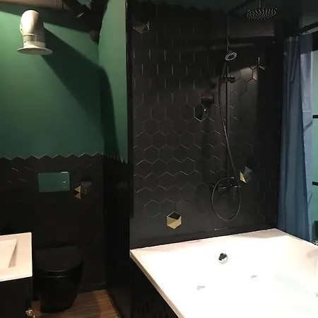 Apartment Triana Jacuzzi *